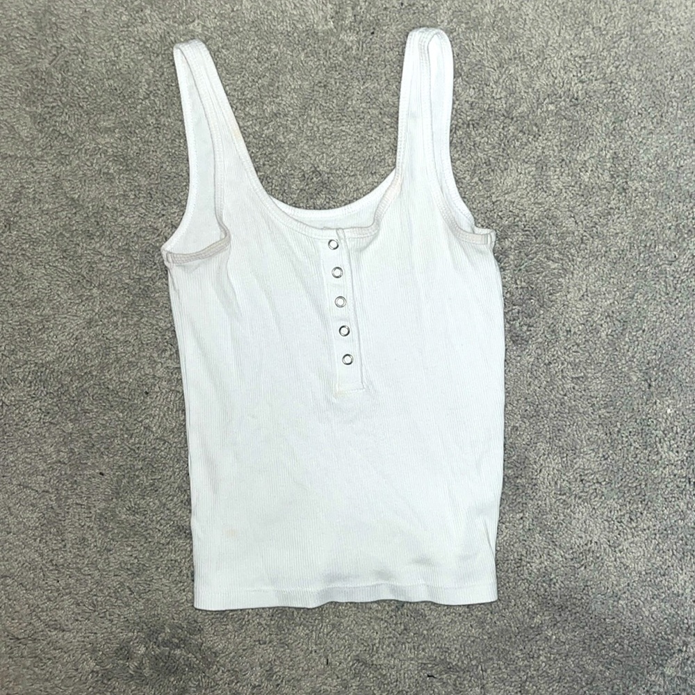Denny’s Size Small